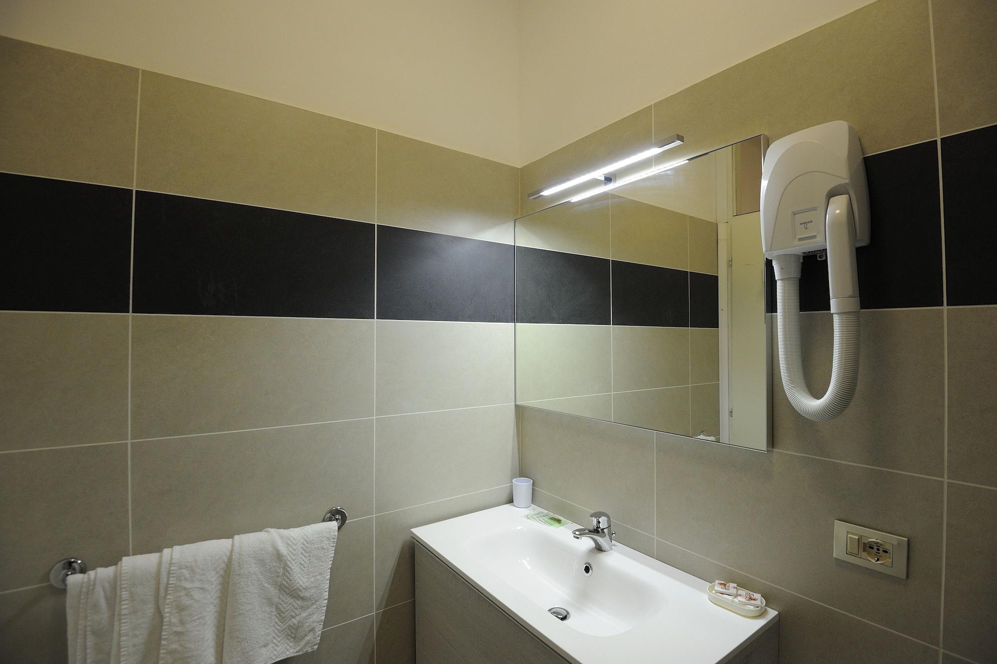 Hotel Jadran Лидо ди Йезоло Екстериор снимка